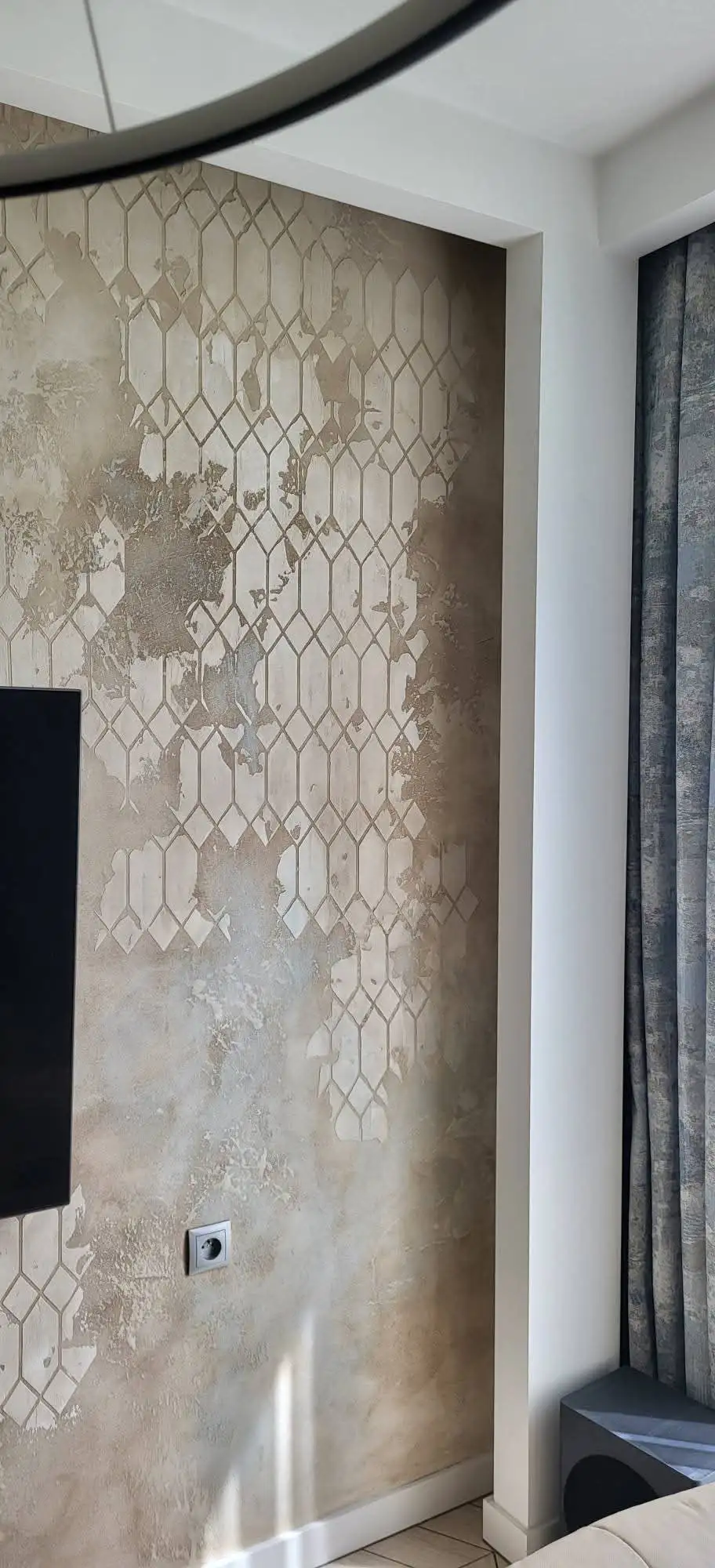 Mikrocement na&nbsp;ścianie